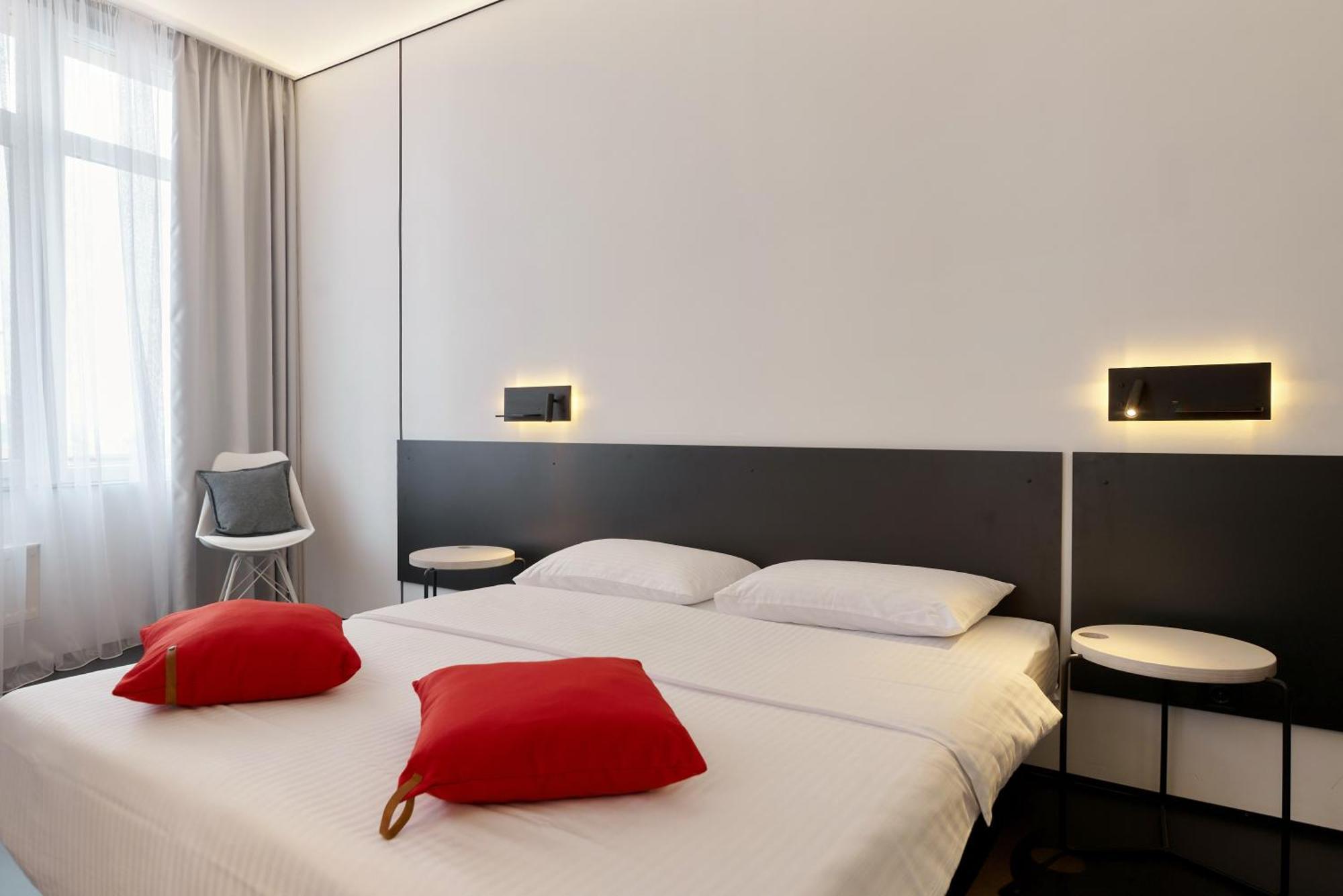 Atmosfera Hotel Oldenburg Bagian luar foto